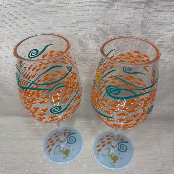 Lolita VTG Fish out of Water Wine Glasses Set - Picture 2 of 5